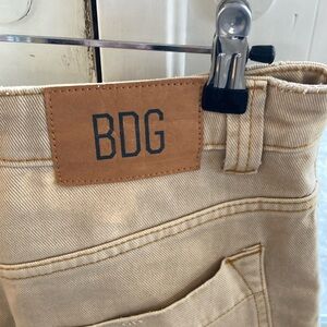 BDG Bella Baggy low rise carpenter jeans khaki
